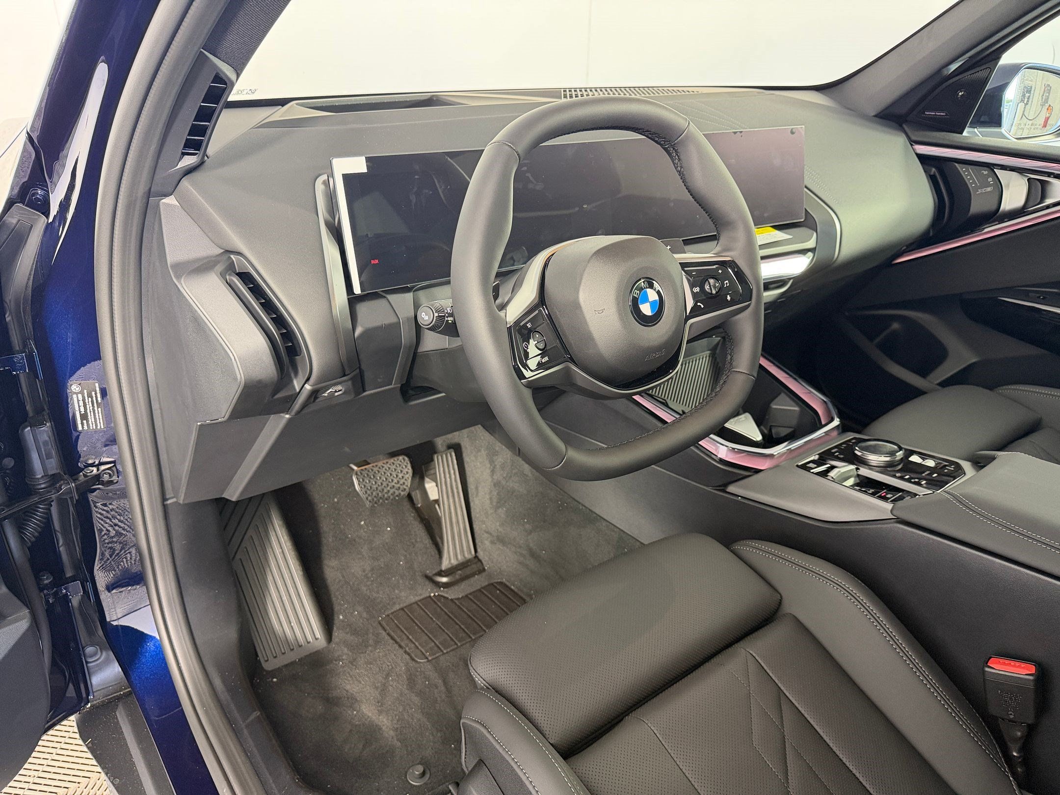 Used 2026 BMW X3 xDrive30i w/ Premium Package AWD/4WD image 4