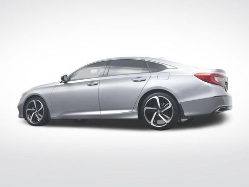 Used 2018 Honda Accord Sport image 46
