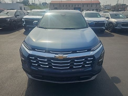 New 2026 Chevrolet Equinox LT FWD image 2