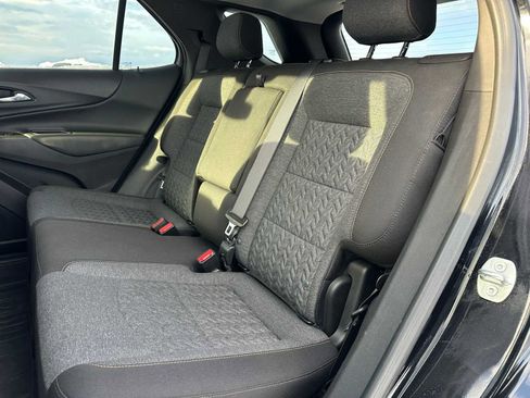 Used 2023 Chevrolet Equinox LT image 17