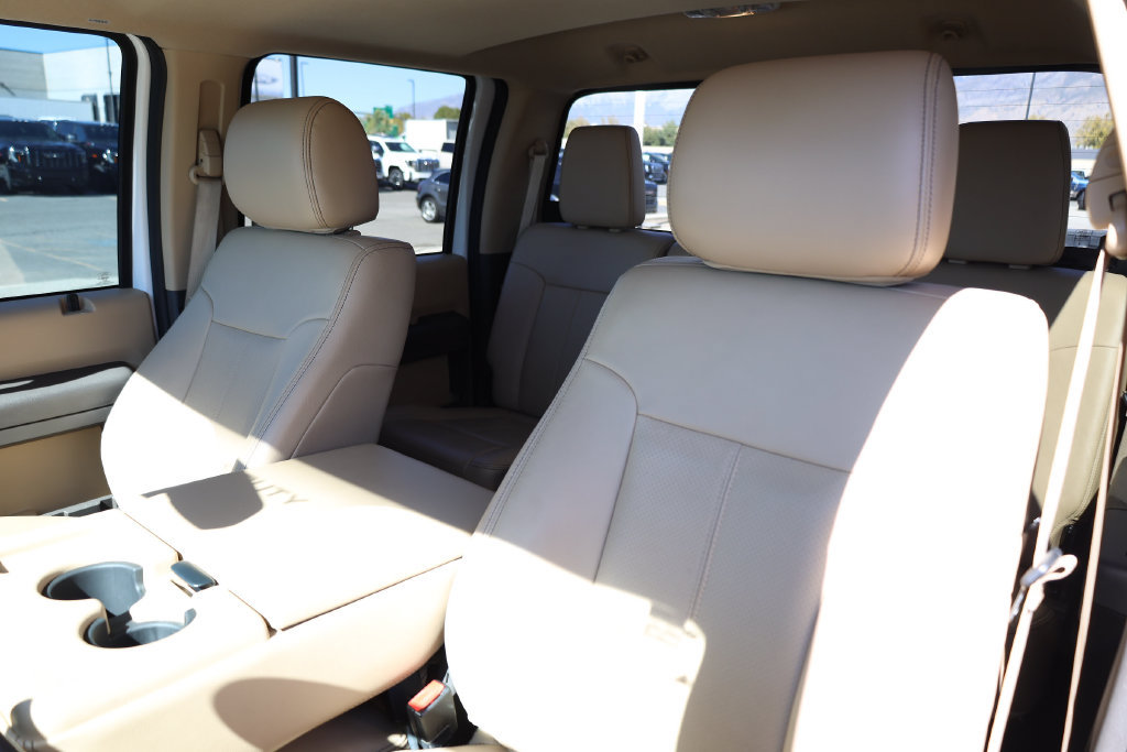 Used 2016 Ford F450 Lariat w/ Lariat Ultimate Package AWD/4WD image 16