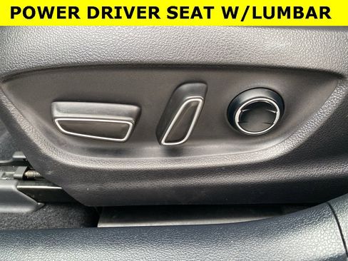 Used 2017 Toyota Prius Four Touring image 11