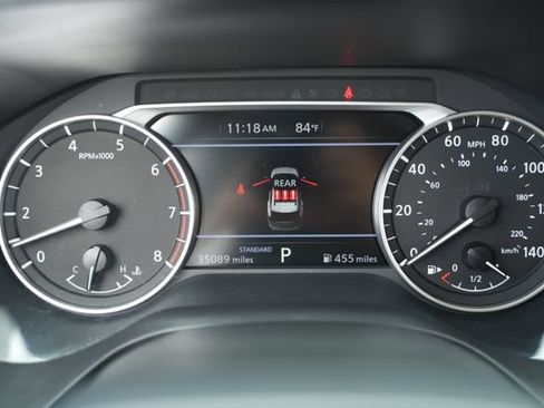 Used 2025 Nissan Rogue SV FWD image 30