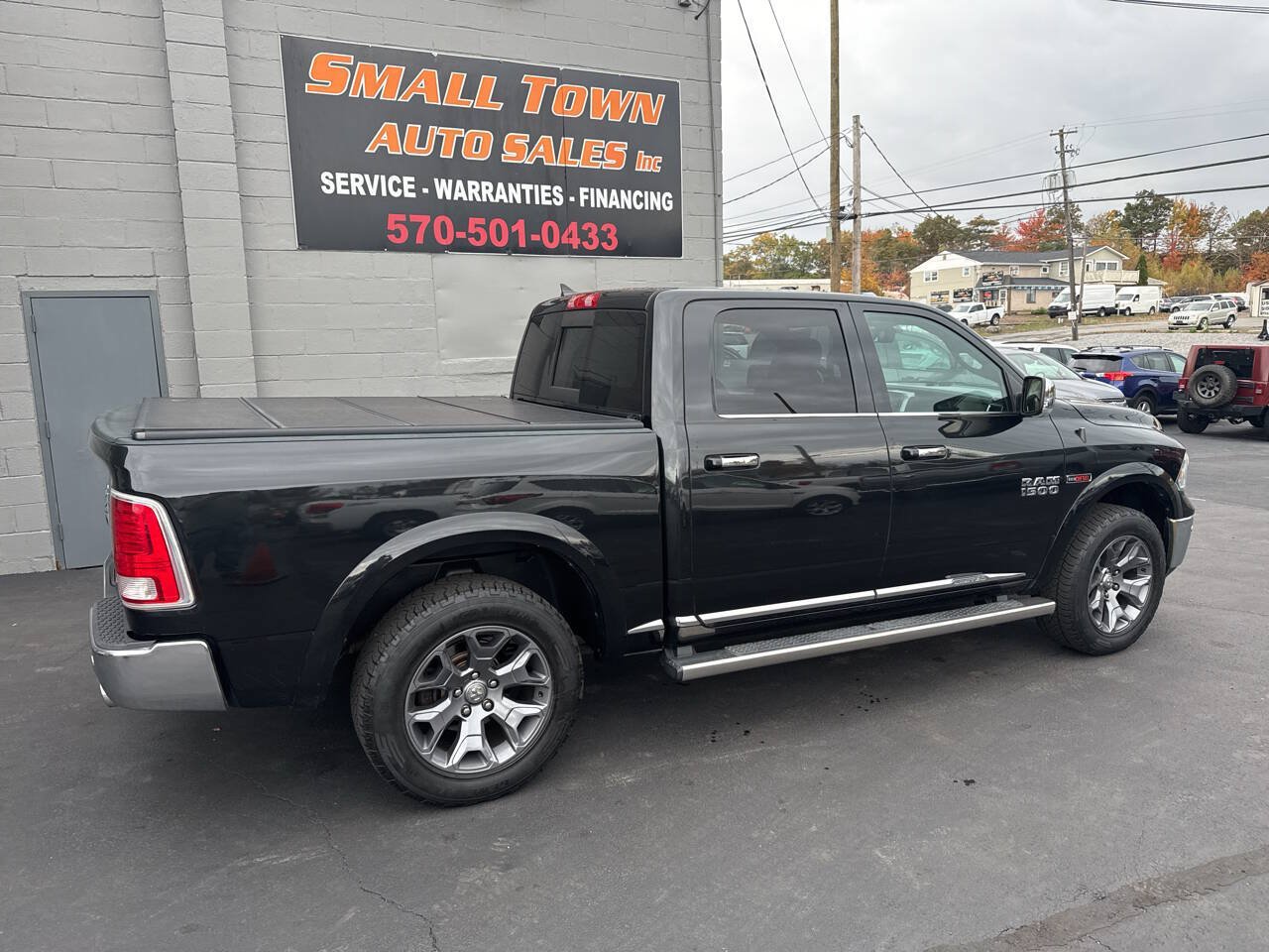 Used 2017 RAM 1500 Limited AWD/4WD image 5