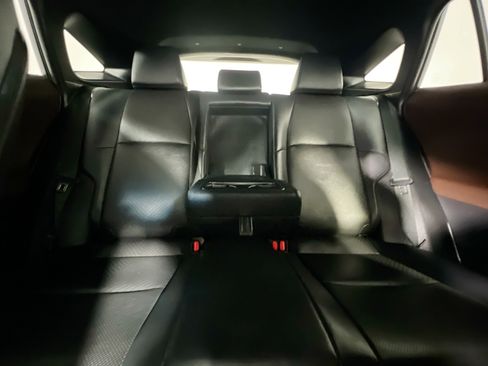 Used 2021 Toyota Venza XLE w/ Softex Package image 33