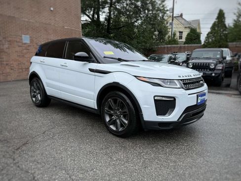 Used 2018 Land Rover Range Rover Evoque Landmark Edition AWD/4WD image 3