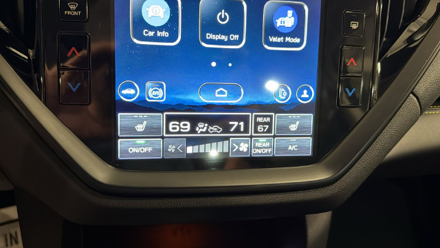 Used 2023 Subaru Ascent Onyx Edition AWD/4WD image 17
