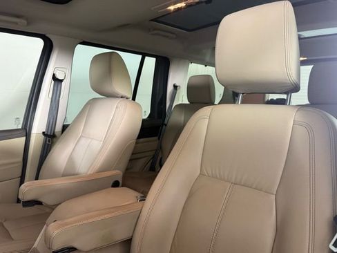 Used 2016 Land Rover LR4 HSE LUX image 15