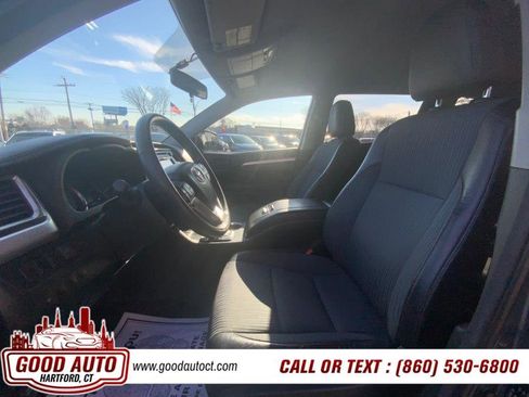 Used 2015 Toyota Highlander Plus image 7