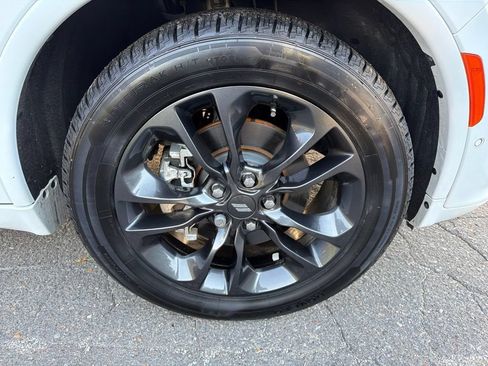Used 2022 Dodge Durango R/T w/ Blacktop Package AWD/4WD image 9