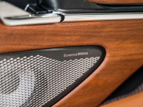 New 2026 Aston Martin DB12 Convertible image 39