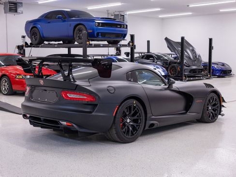 Used 2017 Dodge Viper GTC w/ ACR Package RWD image 12