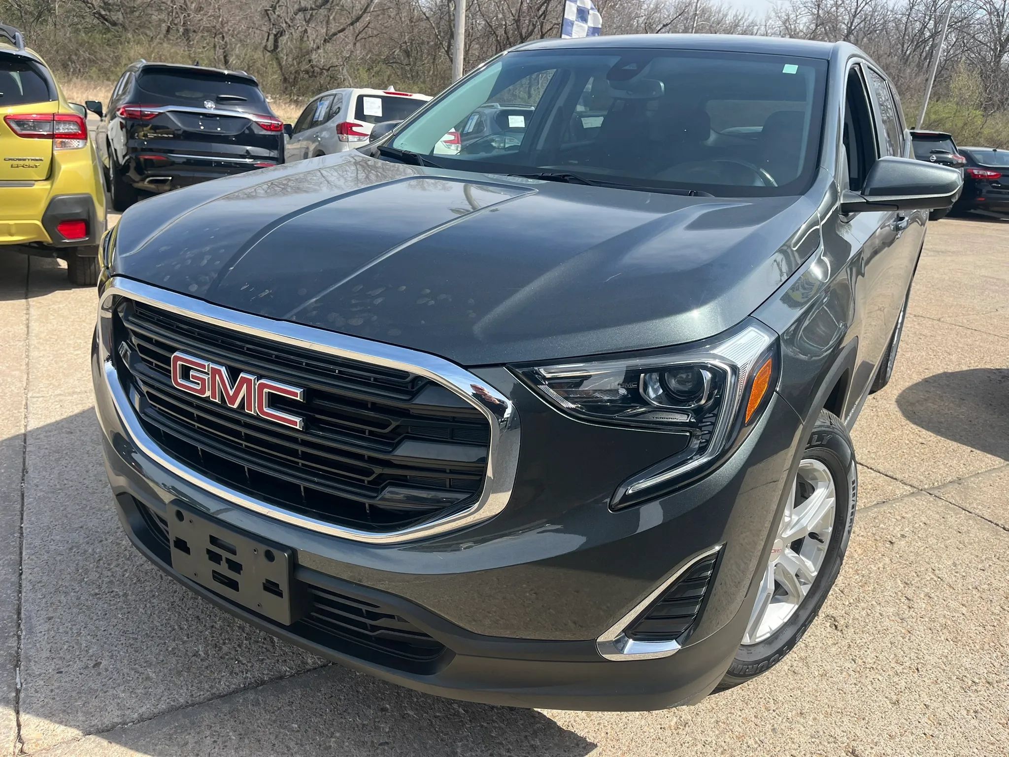 Used 2021 GMC Terrain SLE FWD image 8