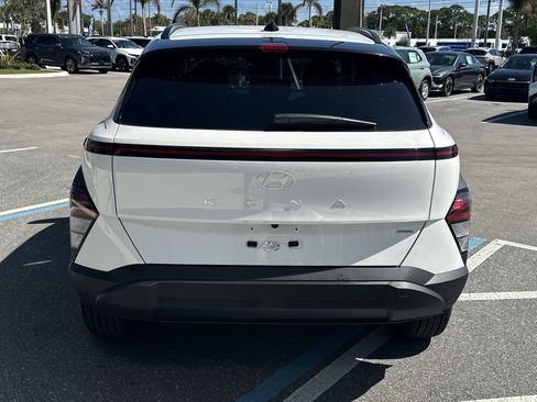 New 2026 Hyundai Kona SEL Sport AWD/4WD image 8