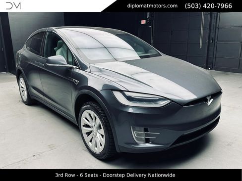 Used 2016 Tesla Model X 90D AWD/4WD image 8