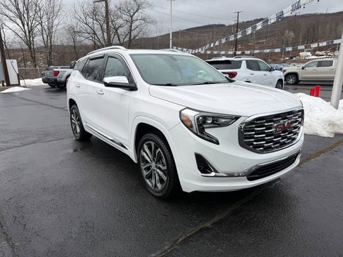 Used 2019 GMC Terrain Denali image 7