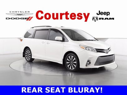 Used 2018 Toyota Sienna XLE