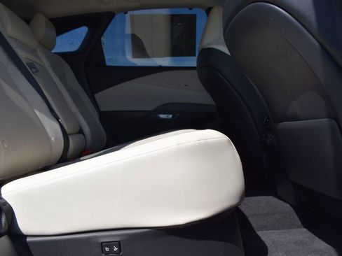 Used 2023 Lexus RX 350 FWD w/ Cold Area Package image 10