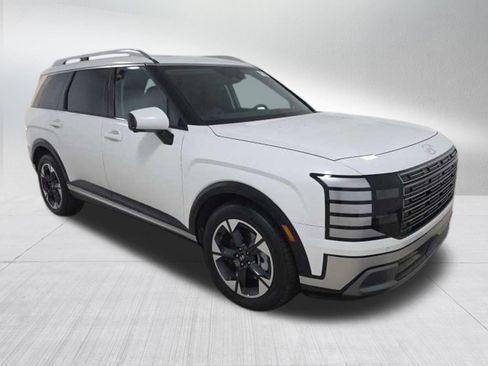 Certified 2026 Hyundai Palisade Limited AWD/4WD image 4