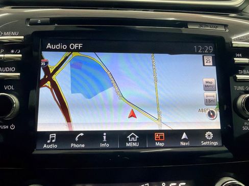 Used 2017 Nissan Murano SL w/ Cargo Package FWD image 32