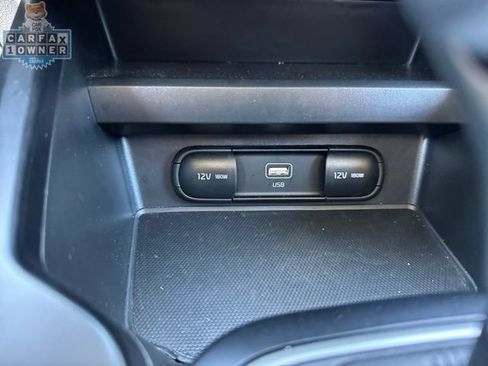 Used 2025 Kia Soul LX w/ LX Technology Package FWD image 31