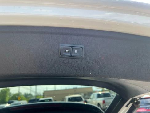 Used 2021 Audi Q5 2.0T Premium Plus image 15