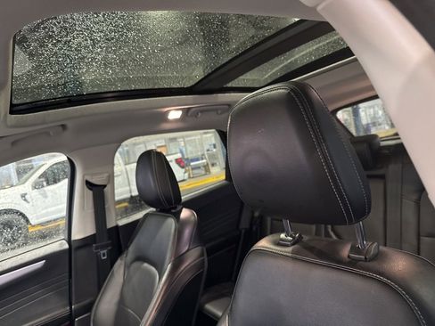 Used 2022 Ford Escape SEL image 21