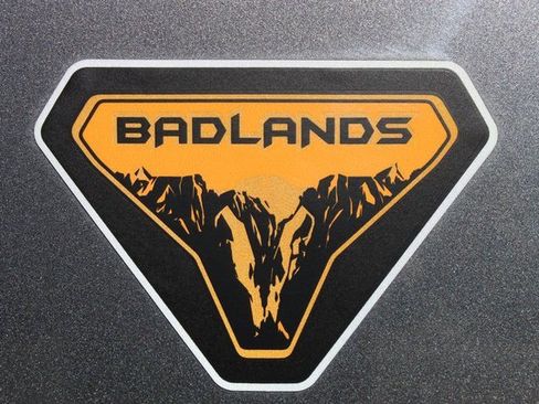Used 2024 Ford Bronco Badlands image 21
