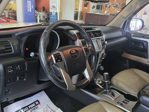 Used 2011 Toyota 4Runner Limited image 11