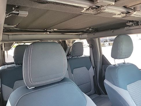 Used 2023 Ford Bronco Outer Banks AWD/4WD image 47