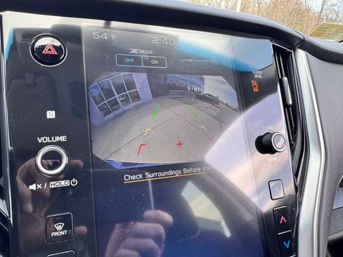 Used 2022 Subaru Outback Premium image 17