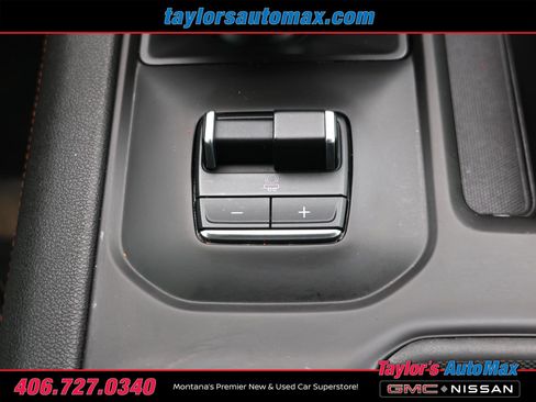 Used 2023 GMC Sierra 1500 AT4 image 31