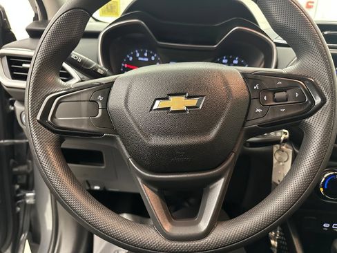 Used 2021 Chevrolet TrailBlazer LS AWD/4WD image 10