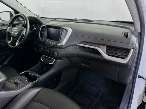 Used 2023 GMC Terrain SLT image 26