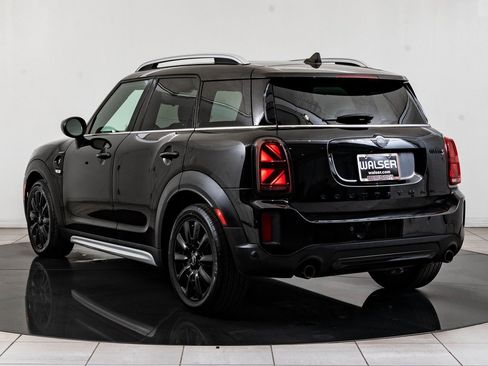 Used 2022 MINI Cooper Countryman S w/ Premium Package image 6