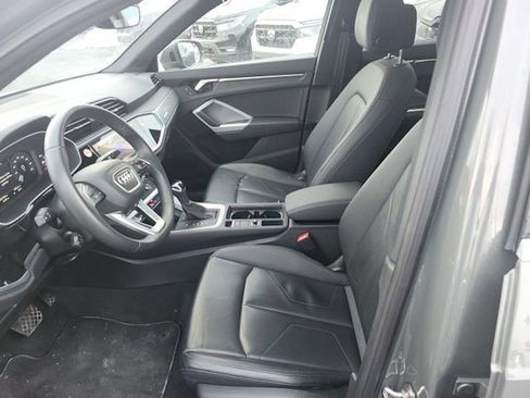 Used 2025 Audi Q3 2.0T Premium image 20