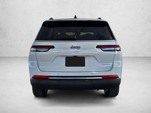 New 2026 Jeep Grand Cherokee L Laredo AWD/4WD image 11