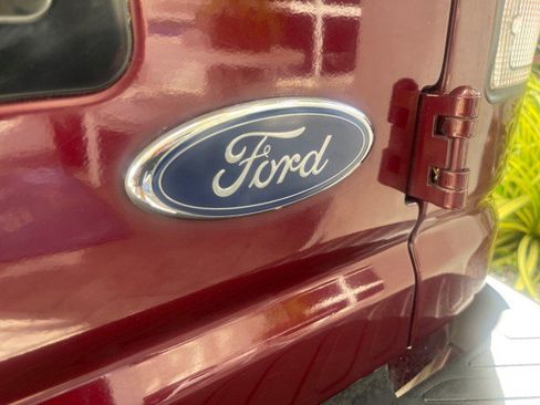 Used 2006 Ford E-150 and Econoline 150 Wagon image 88