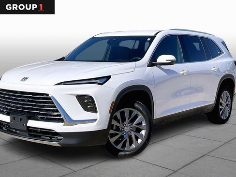 Certified 2025 Buick Enclave Preferred image 1