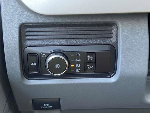 New 2026 Ford F250 XL AWD/4WD image 19