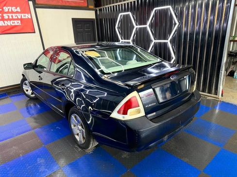 Used 2009 Ford Fusion SE FWD image 17