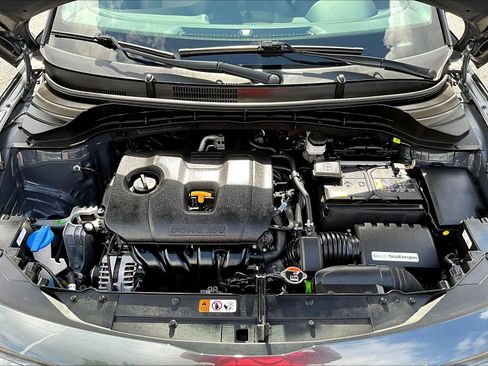 Used 2025 Kia Soul LX FWD image 28