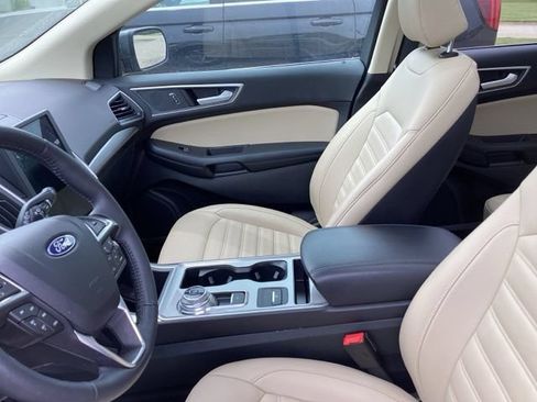 Used 2024 Ford Edge SEL w/ Convenience Package AWD/4WD image 16