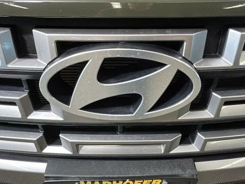 Used 2025 Hyundai Santa Cruz SE FWD image 9