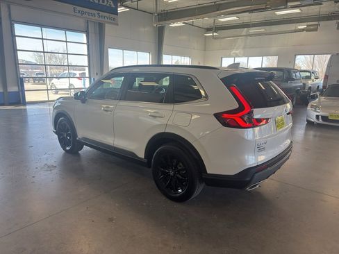 Used 2023 Honda CR-V Sport image 3