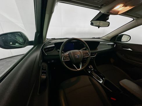 Used 2025 Buick Encore GX Preferred image 18