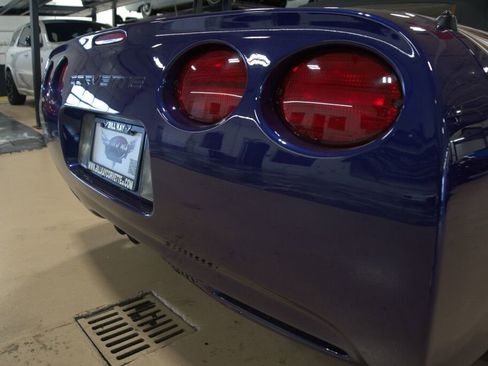 Used 1998 Chevrolet Corvette Convertible w/ Memory Pkg image 20