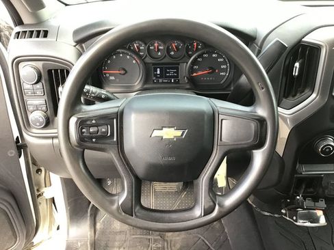 Used 2019 Chevrolet Silverado 1500 Custom w/ Custom Value Package AWD/4WD image 13