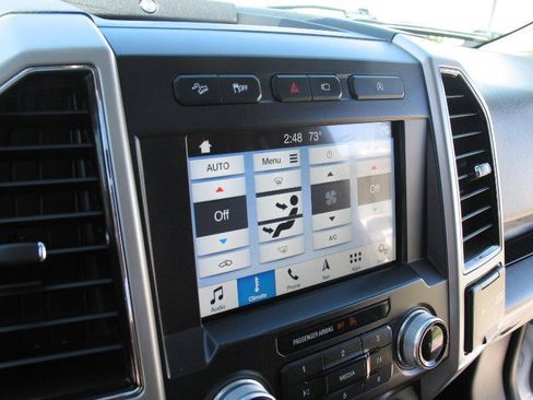 Used 2019 Ford F150 Lariat w/ Equipment Group 502A Luxury AWD/4WD image 39