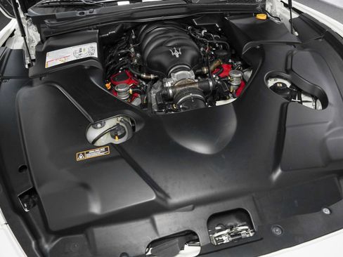 Used 2014 Maserati GranTurismo Coupe RWD image 48
